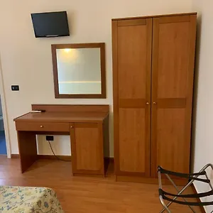 https://lungomare.taorminaitalyhotels.com