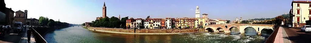 Al Quadrifoglio Bed & Breakfast  Verona
